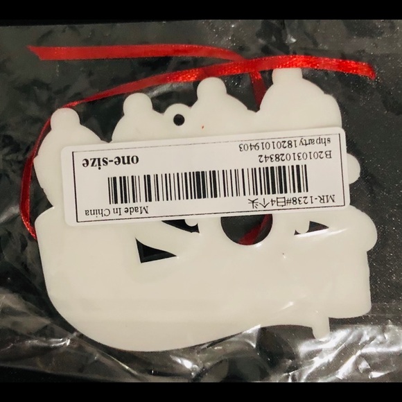 Santa Design Christmas Ornament, 4 family members - Picture 4 of 5